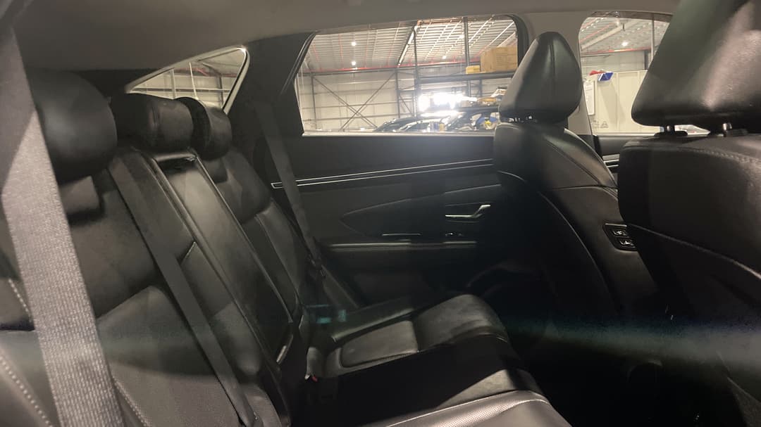 2022 Hyundai Tucson Highlander (AWD), Automatic, 87080 km, Right Side Rear Door Cabin View