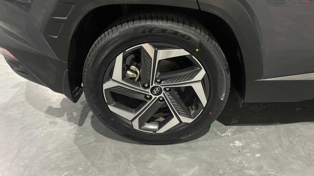 2022 Hyundai Tucson Highlander (AWD), Automatic, 87080 km, Right Rear Wheel