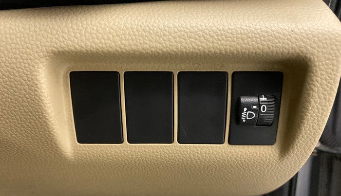2018 Honda Amaze 1.5L I-DTEC V, Diesel, Manual, 87,964 km, Dashboard - Headlight height adjustment not working
