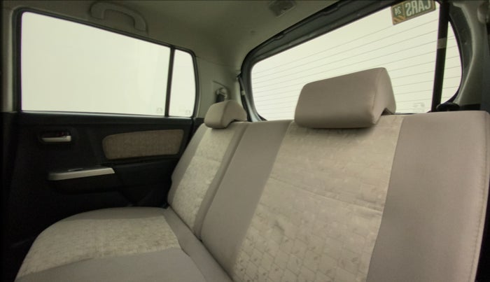 2016 Maruti Wagon R 1.0 VXI, Petrol, Manual, 45,727 km, Right Side Rear Door Cabin