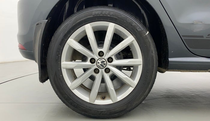 2018 Volkswagen Polo HIGH LINE PLUS 1.0, Petrol, Manual, 48,157 km, Right Rear Wheel