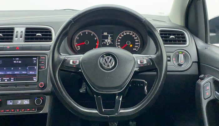 2018 Volkswagen Polo HIGH LINE PLUS 1.0, Petrol, Manual, 48,157 km, Steering Wheel Close Up