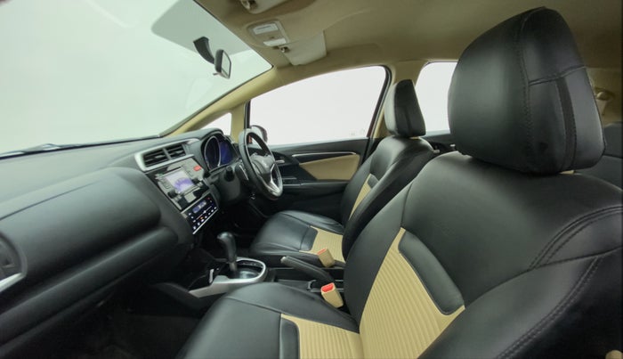 2015 Honda Jazz 1.2 V AT, Petrol, Automatic, 52,347 km, Right Side Front Door Cabin