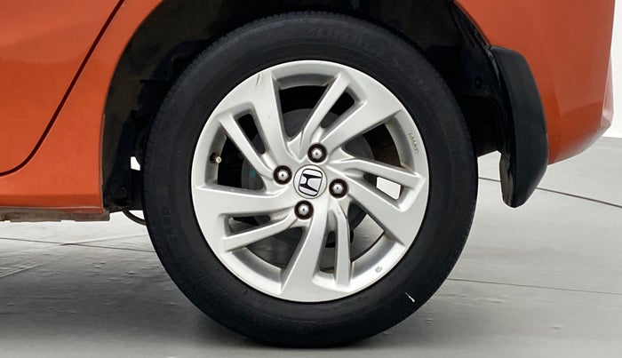 2015 Honda Jazz 1.2 V AT, Petrol, Automatic, 52,347 km, Left Rear Wheel