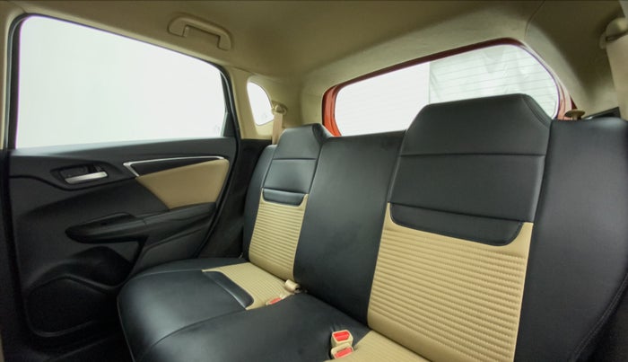 2015 Honda Jazz 1.2 V AT, Petrol, Automatic, 52,347 km, Right Side Rear Door Cabin