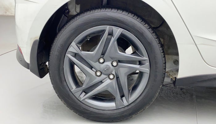 2021 Hyundai NEW I20 SPORTZ 1.2 MT, Petrol, Manual, 59,004 km, Right Rear Wheel