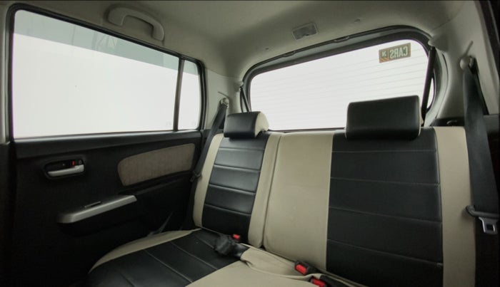 2015 Maruti Wagon R 1.0 VXI, Petrol, Manual, 79,336 km, Right Side Rear Door Cabin