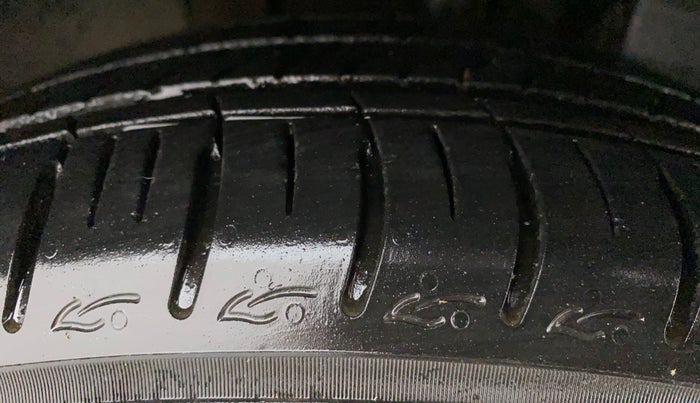 2017 Tata TIGOR XZ (O) PETROL, Petrol, Manual, 49,038 km, Right Front Tyre Tread