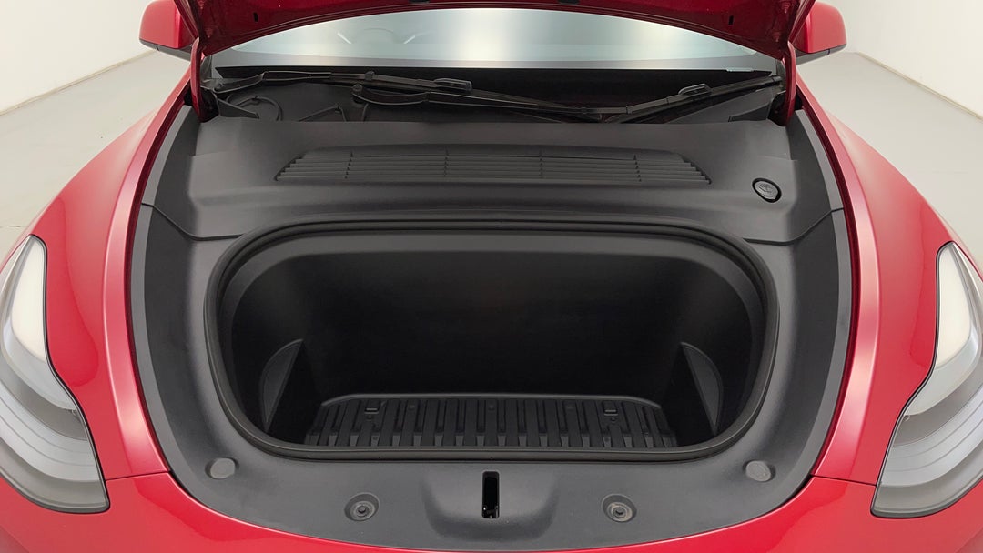 Open Bonnet (Engine)