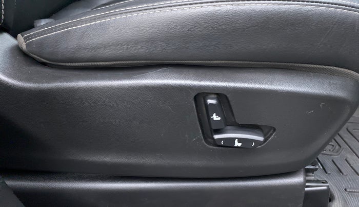 2019 MG HECTOR SHARP 2.0 DIESEL, Diesel, Manual, 32,350 km, Driver Side Adjustment Panel