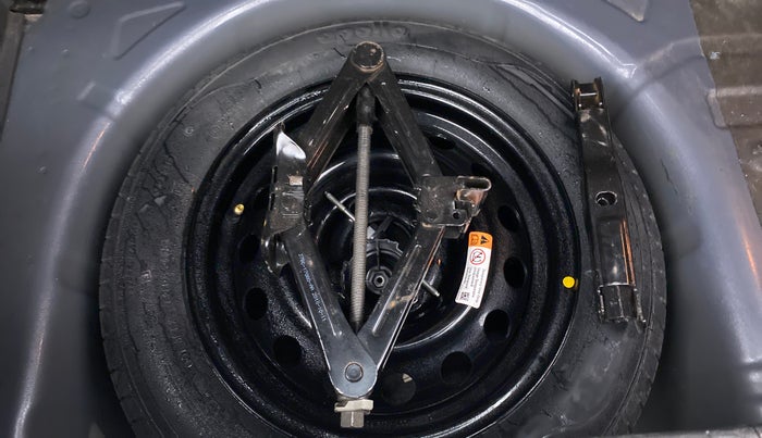 2019 Ford FREESTYLE TITANIUM 1.2 PETROL, Petrol, Manual, 26,718 km, Spare Tyre