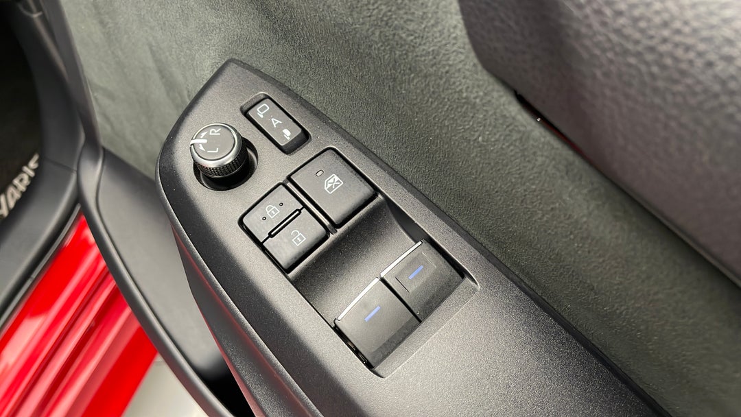 Drivers Side Door Panel Controls