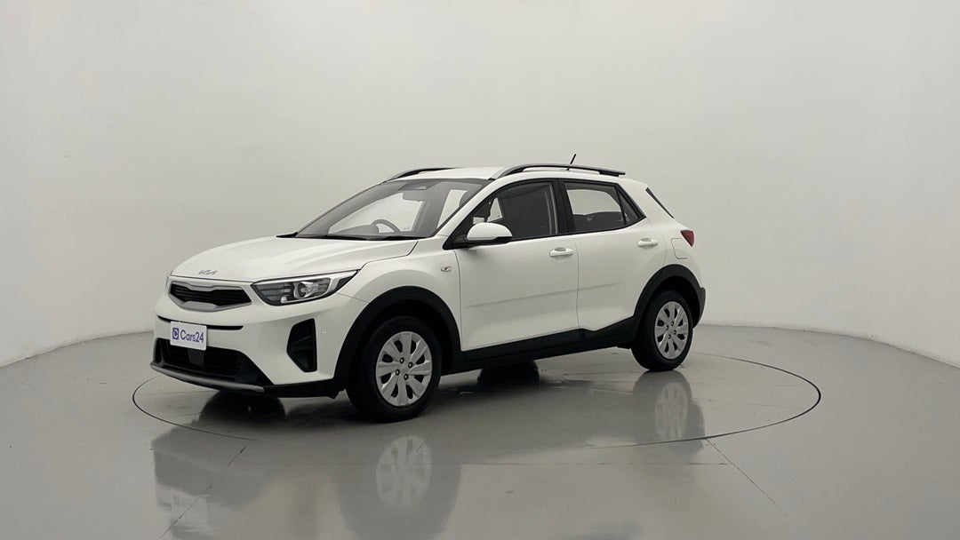 Left Front Diagonal (45- Degree) View