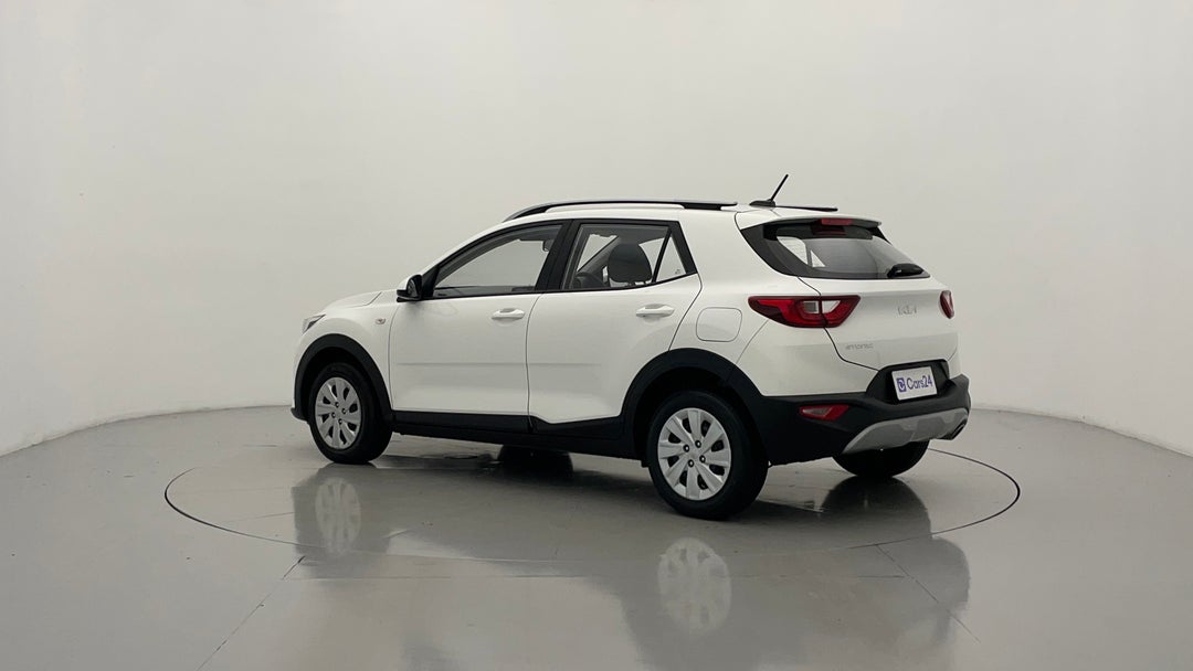 Left Back Diagonal (45- Degree) View