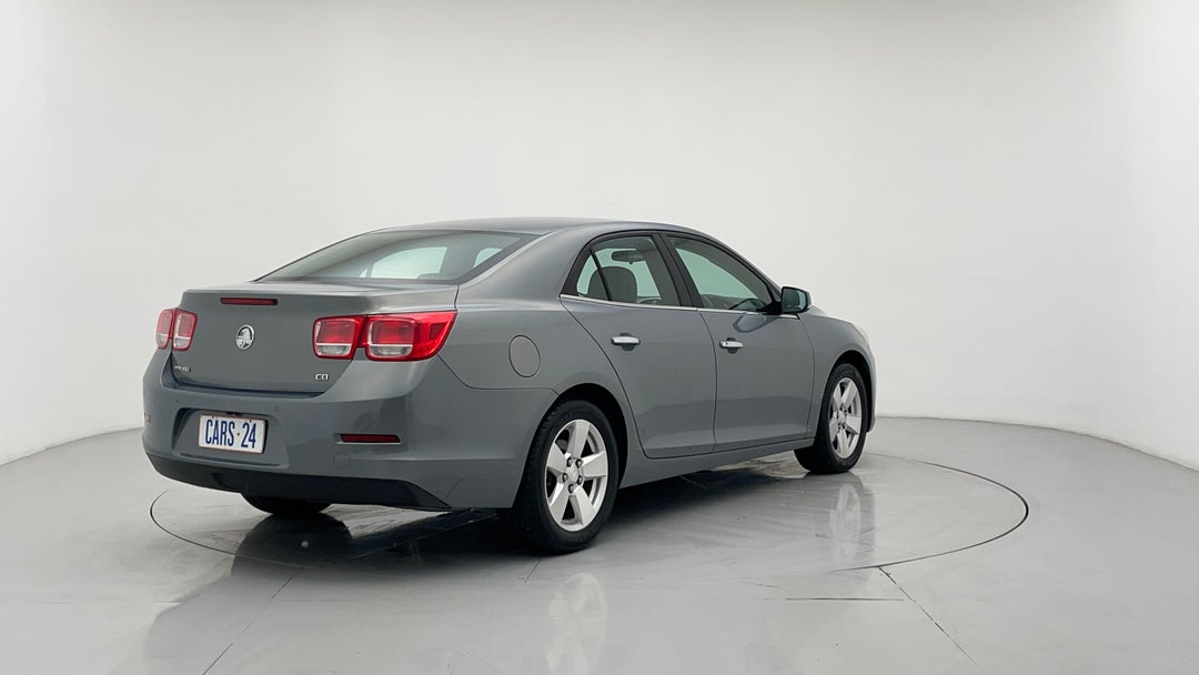 Right Back Diagonal (45- Degree) View