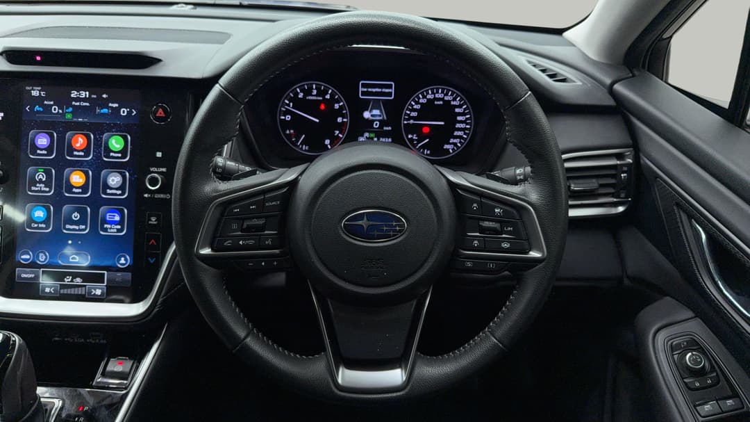 2022 Subaru Outback AWD, Automatic, 74094 km, Steering Wheel Close-up