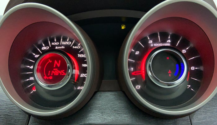 2014 Mahindra XUV500 W8 FWD, Diesel, Manual, 1,14,845 km, Odometer View