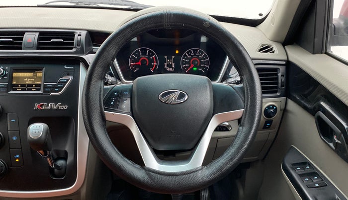 2016 Mahindra Kuv100 K8 D 6 STR, Diesel, Manual, 46,961 km, Steering Wheel Close Up