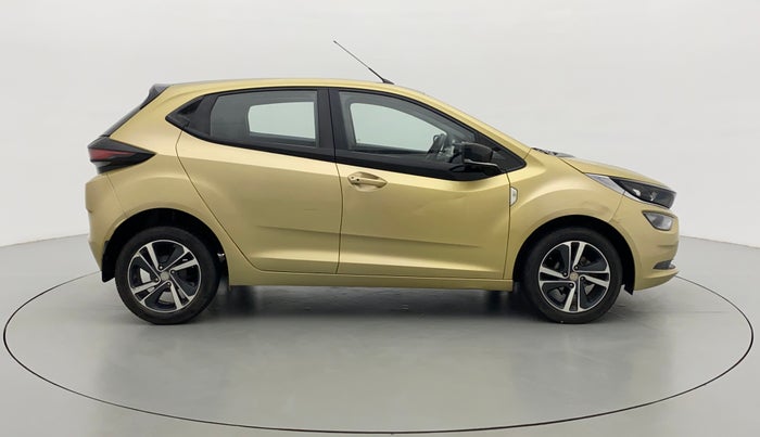 2020 Tata ALTROZ XZ 1.2, Petrol, Manual, 23,753 km, Right Side View