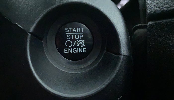 2018 Jeep Compass 2.0 LONGITUDE (O), Diesel, Manual, 81,804 km, Keyless Start/ Stop Button