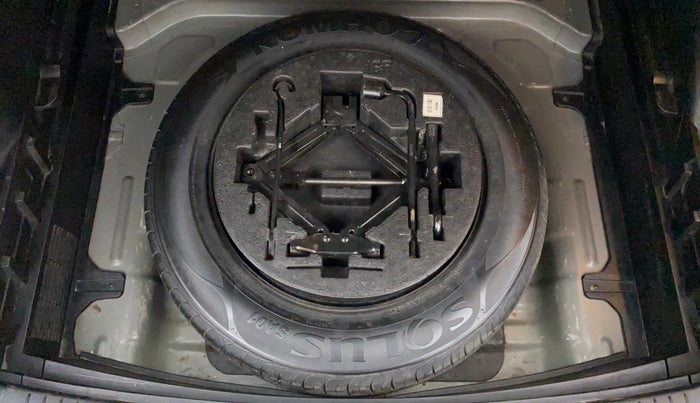 2018 Hyundai Creta SX 1.6 DIESEL, Diesel, Manual, 1,22,428 km, Spare Tyre