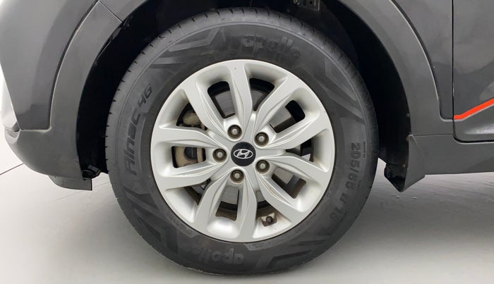 2018 Hyundai Creta SX 1.6 DIESEL, Diesel, Manual, 1,22,548 km, Left Front Wheel