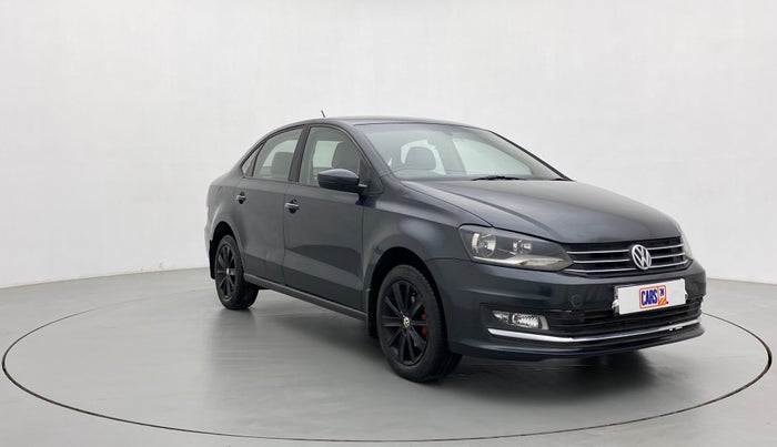 2016 Volkswagen Vento HIGHLINE 1.5 AT, Diesel, Automatic, 1,08,164 km, Right Front Diagonal