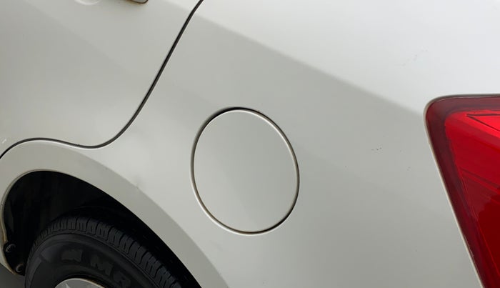 2015 Maruti Swift Dzire VXI, Petrol, Manual, 62,035 km, Left quarter panel - Minor scratches