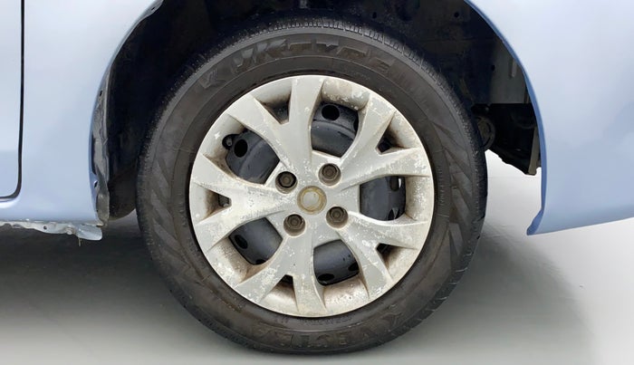 2012 Toyota Etios GD, Diesel, Manual, 62,604 km, Right Front Wheel
