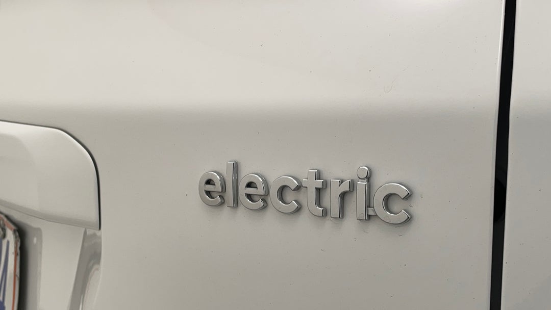 Badge (Boot Right Side)