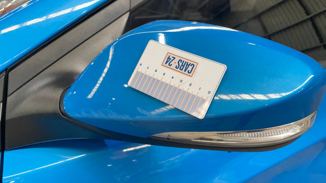 Side Mirrors Housing LHS Scratch