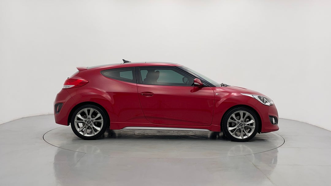 2015 Hyundai Veloster Sr Turbo, Automatic, 94536 km, Right Side View