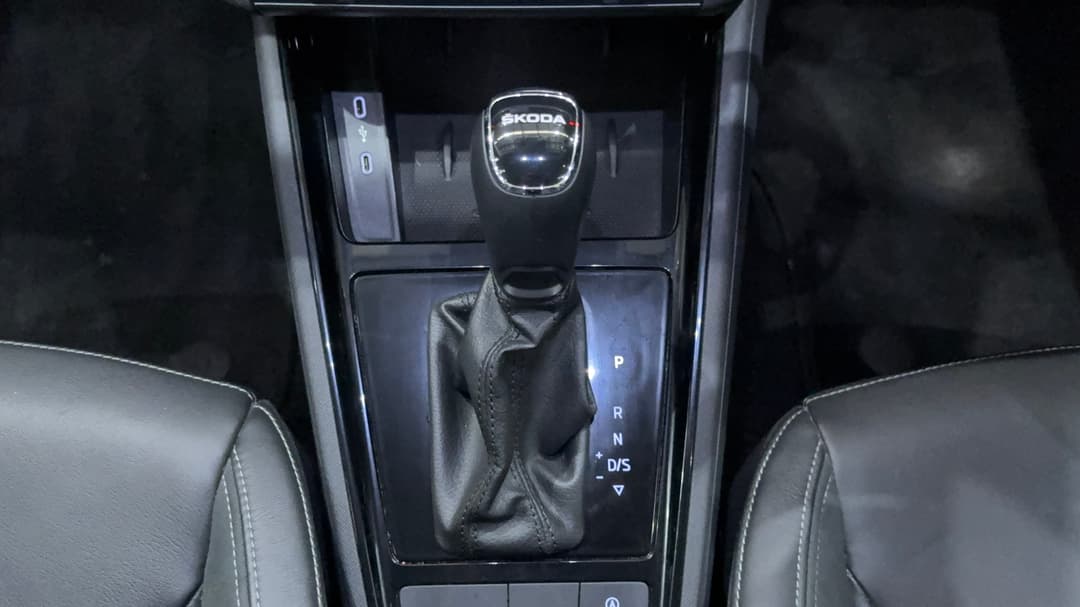 2021 SKODA Kamiq 110tsi Limited Edition, Automatic, 74559 km, Gear Lever 