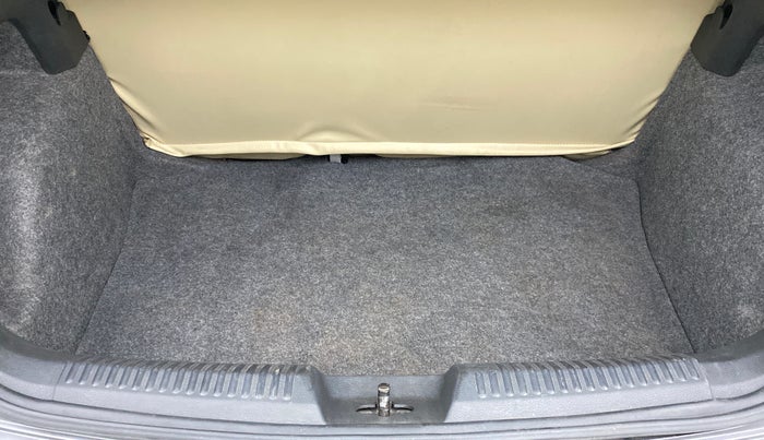 2014 Volkswagen Polo HIGHLINE1.2L PETROL, Petrol, Manual, 61,424 km, Boot Inside
