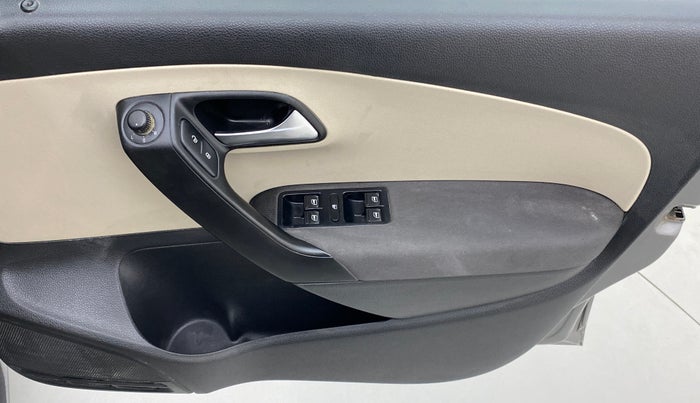 2014 Volkswagen Polo HIGHLINE1.2L PETROL, Petrol, Manual, 61,424 km, Driver Side Door Panels Control
