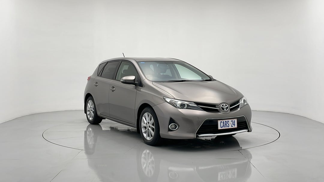 Right Front Diagonal (45- Degree) View