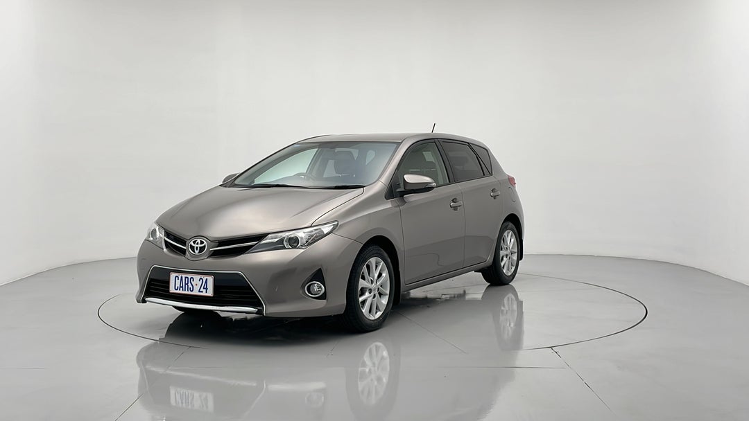 Left Front Diagonal (45- Degree) View