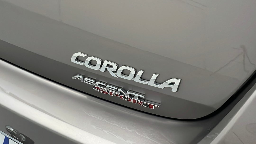 Badge (Boot Right Side)