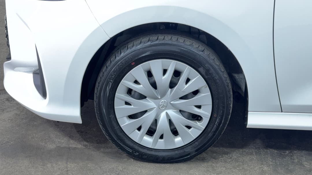 2024 Toyota Yaris Ascent Sport Hybrid, Automatic, 35527 km, Left Front Wheel