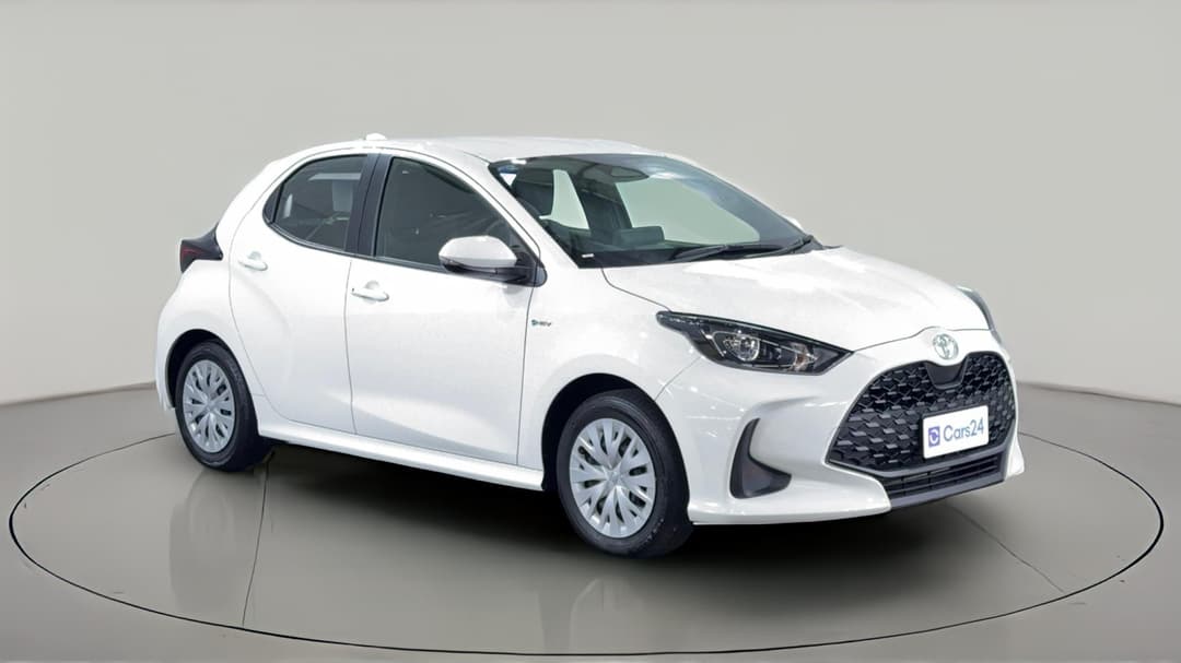 2024 Toyota Yaris Ascent Sport Hybrid, Automatic, 35527 km, Right Front Diagonal (45- Degree) View