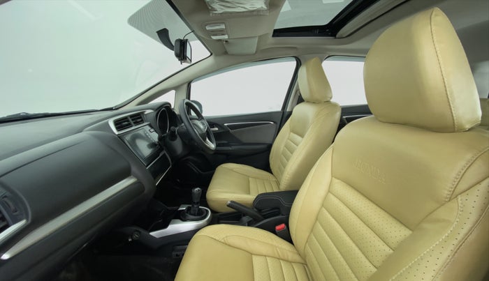 2017 Honda WR-V 1.5 i-DTEC VX MT, Diesel, Manual, 14,944 km, Right Side Front Door Cabin