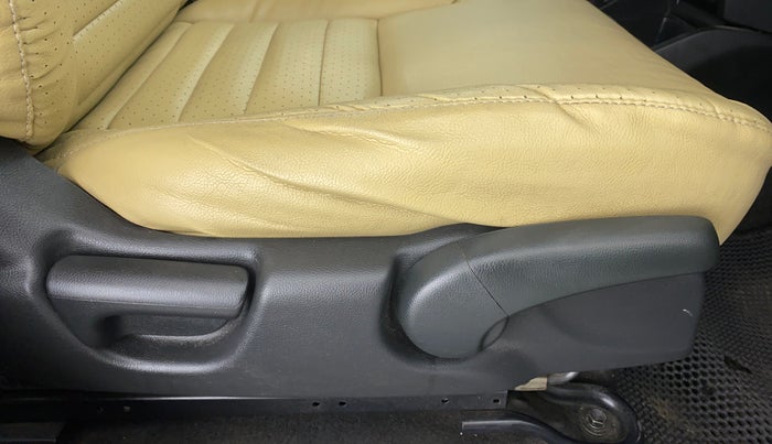 2017 Honda WR-V 1.5 i-DTEC VX MT, Diesel, Manual, 14,944 km, Driver Side Adjustment Panel