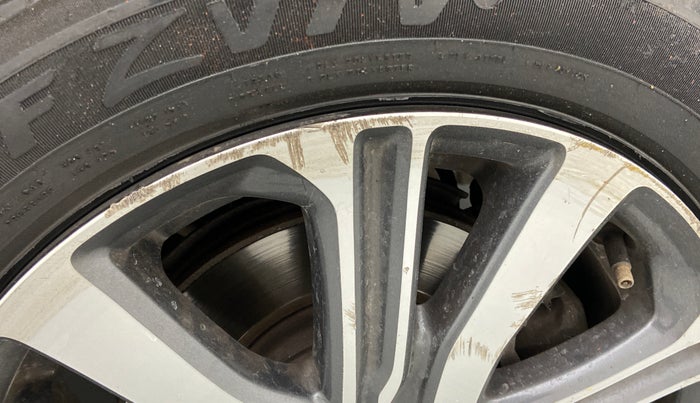 2017 Honda City 1.5L I-VTE V CVT, Petrol, Automatic, 89,700 km, Right front tyre - Minor scratches