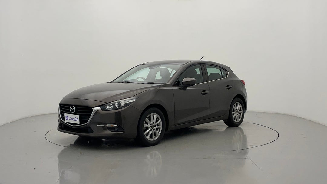 Left Front Diagonal (45- Degree) View