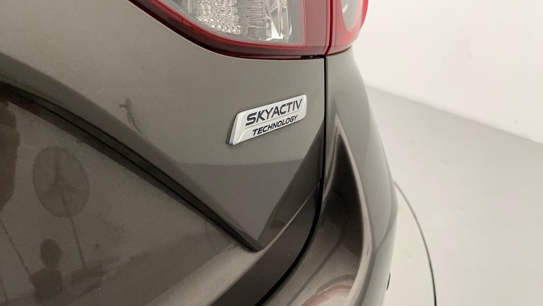 Badge (Boot Right Side)