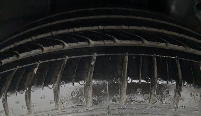 2014 Hyundai Elite i20 ASTA 1.2, Petrol, Manual, 80,695 km, Right Rear Tyre Tread