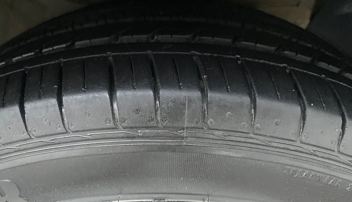 2018 Hyundai Creta 1.6 SX (O) CRDI, Diesel, Manual, 91,260 km, Right Front Tyre Tread