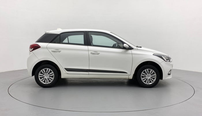 2015 Hyundai Elite i20 SPORTZ 1.2, Petrol, Manual, 94,201 km, Right Side View