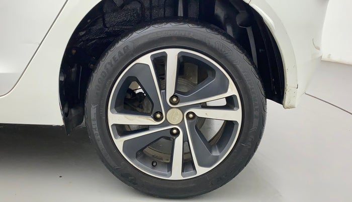 2020 Tata ALTROZ XZ DIESEL, Diesel, Manual, 44,095 km, Left Rear Wheel