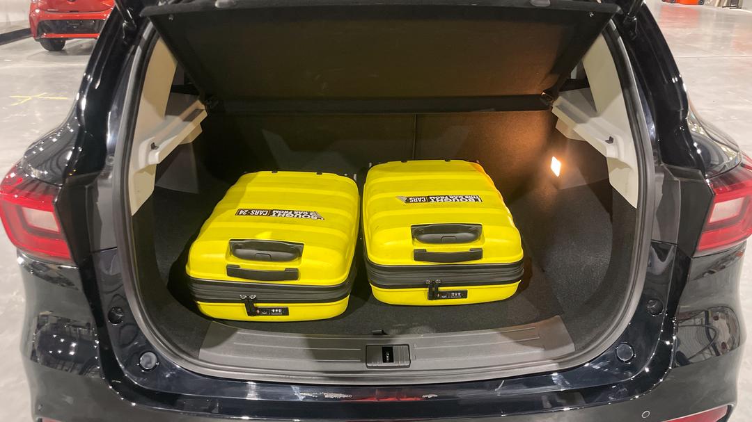 2024 MG ZS Excite, Automatic, 13471 km, Boot Inside View with Luggage